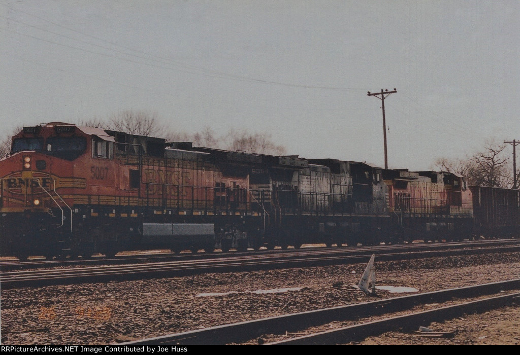 BNSF 5007 North